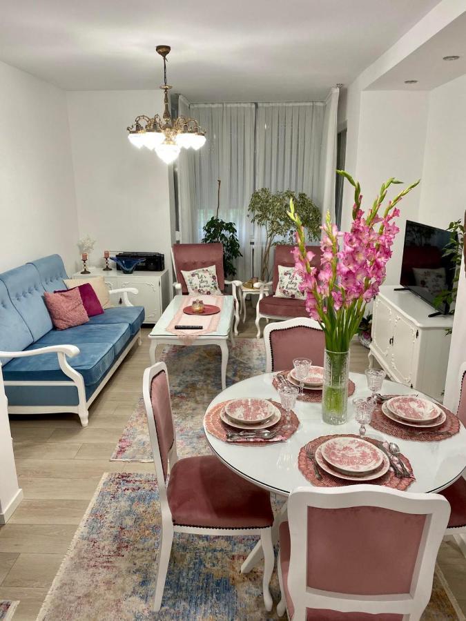 سكوبجي Crystal Rose - Center Apartment المظهر الخارجي الصورة